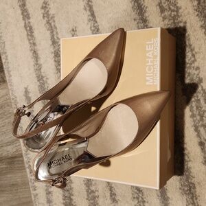 New Michal kors slingback heels